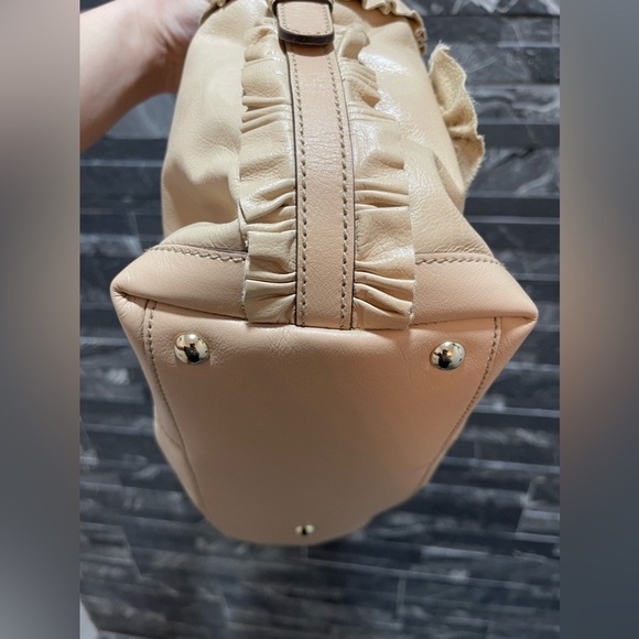 GUCCI Calfskin Leather Ruffles Sabrina Tote - Picture 8 of 10